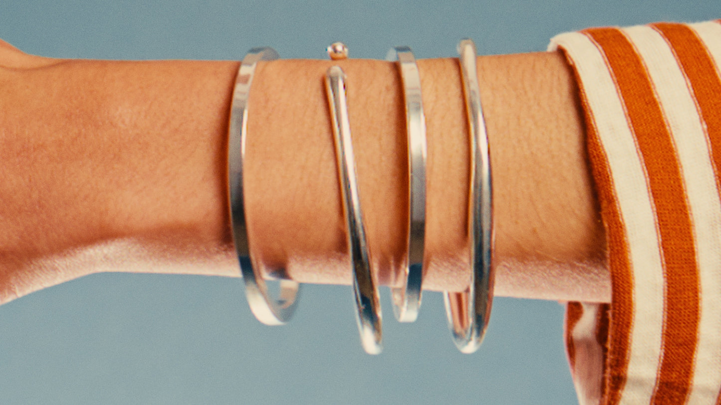 DOUBLE FEATURE BRACELET STACK