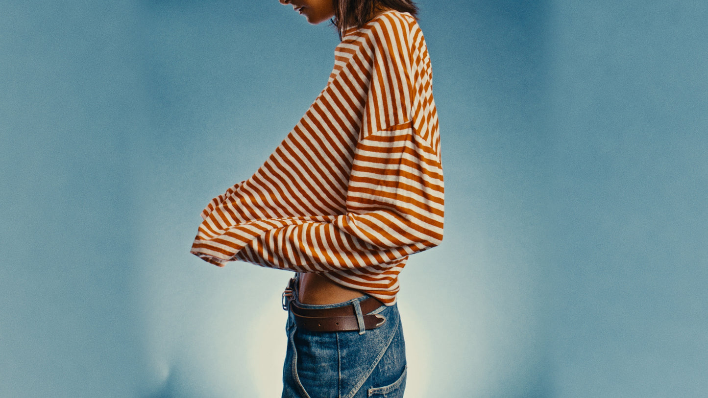 BYLINE LINEN SHIRT IN MIDNIGHT RED